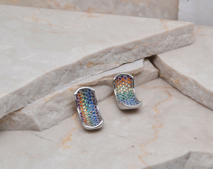 Rainbow - Shell by Memoro