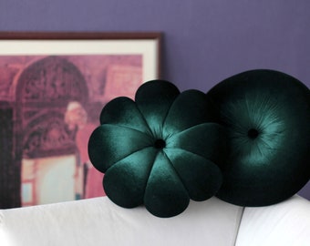 Emerald Green velvet round & flower pillow