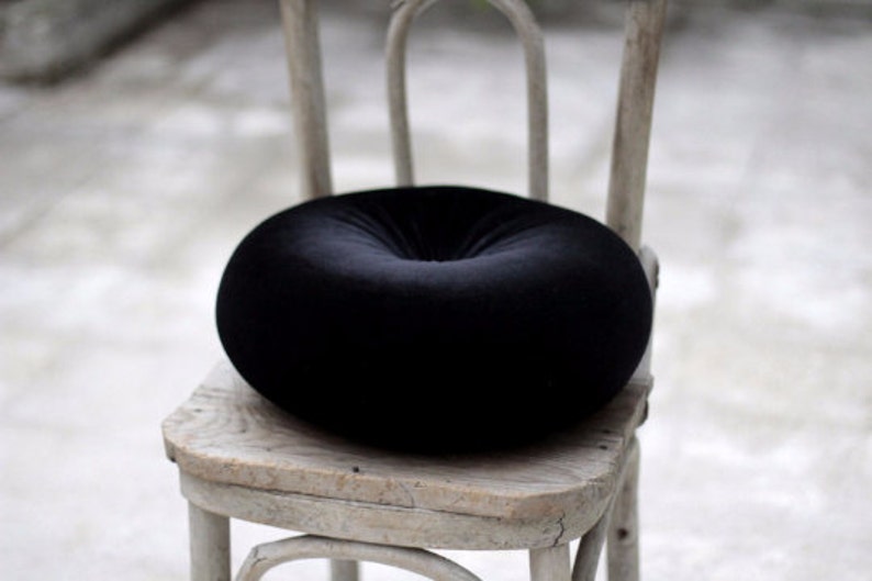 Black velvet round pillow 16 Etsy