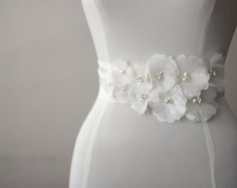 Organza bunch of flowers bridal belt, wedding dress belt, bridal sash