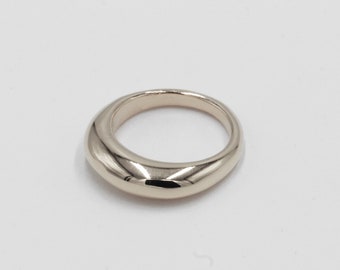 Solid chunky handmade silver ring  ,  MIRTO Lottejewelry