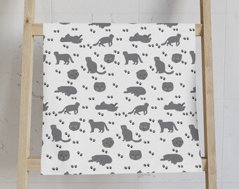 Scottish Fold Cat Hand Towel, Cat Mom Gift, Kitchen Bathroom Home Decor, Decorative Tea Towel, Hostess Housewarming Gift, Mothers Day Gift
