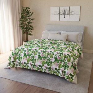 Pink Clover Blanket, St Patricks Day Spring Home Decor, Floral Shamrock Throw Blanket, Velveteen Plush, Sherpa Fleece, Plant Mom Gift image 3