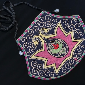 Embroidered Side Bag , Embroidered Handbag ,  Shoulder Bag ,  Tapestry  Embroidered Side Bag , Vintage Design Bags