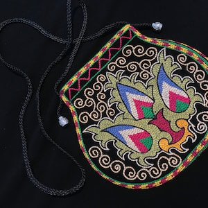 Embroidered Side Bag , Embroidered Handbag ,  Shoulder Bag ,  Tapestry  Embroidered Side Bag , Vintage Design Bags