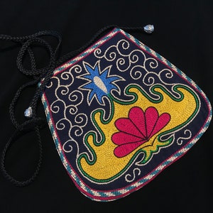 Embroidered Side Bag , Embroidered Handbag ,  Shoulder Bag ,  Tapestry  Embroidered Side Bag , Vintage Design Bags
