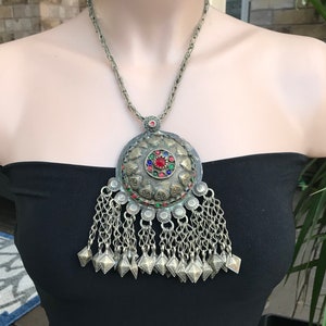 collier vintage, bijoux tribaux, collier tribal, tribu kochi afghane, collection, collier de déclaration, collier de danse billy, bijoux nomades,