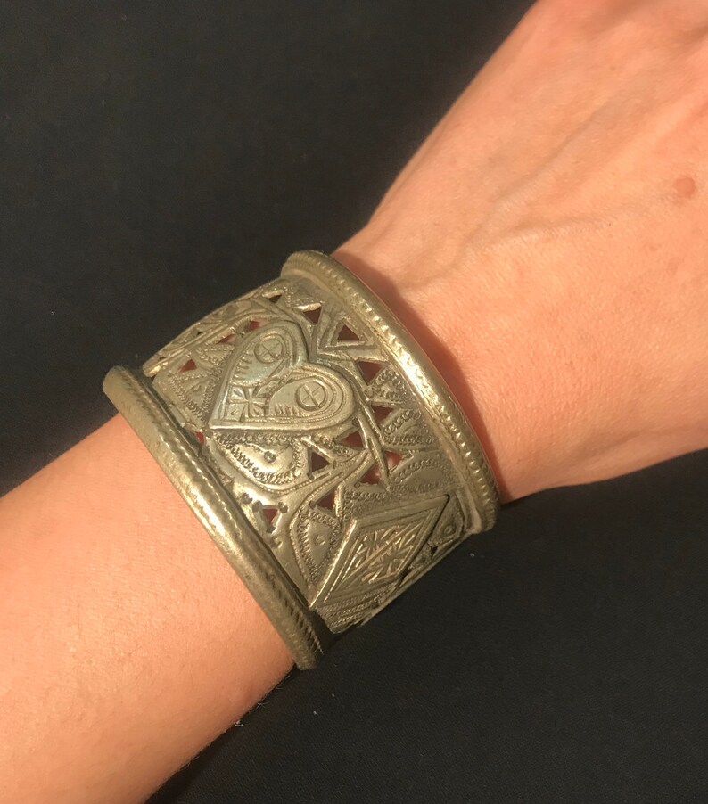 Vintage Bracelet Antique Bracelet,Bangle,Kuchi Jewelry,Statement Cuff,vintage Bracelet,gypsy-Ethnic-hippy-kuchee-Nomadic-boho jewelry shop