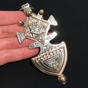 Tuareg Pendant, Moroccan Pendant, Pendant, Saharan Jewelry Pendant, Tribal jewelry