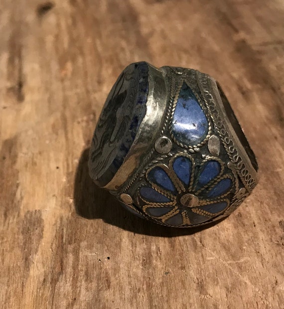 サイズ8 ラピスラズリリング - アフガニスタンの部族スタイル
