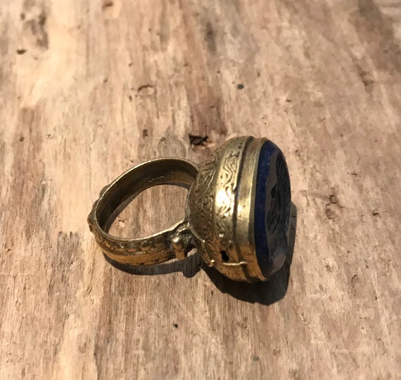 Size 7 Vintage Lapis Ring  , Turkmen Lapis Lazuli… - image 3