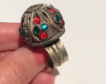 Vintage Kuchi Tribe Ring, Size 8, Bohemian Metal Glass Jewelry