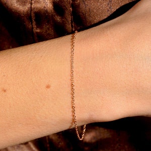 Dainty Chain Bracelet | Simple, Basic Chain Bracelet, Delicate Bracelet, Thin Chain Bracelet, Layering Bracelet, Minimalist Bracelet