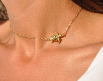 Side Sea Turtle Necklace by Sea Side Motifs in Gold Silver or Rose Gold