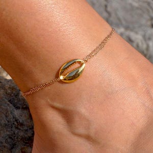 Cowrie Shell Ankle Bracelet with Double Chain, Gold, Silver or Rose Gold Sea Anklet