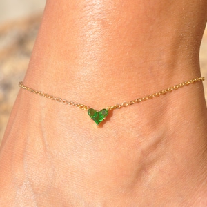 Green Heart Anklet | Personalized Gold and Green CZ Heart Ankle Bracelet for Women, Heart Anklet, Beach Wedding Anklet, Gift for Her