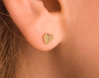 Herz Ohrringe, 6mm kleine Herz Ohrstecker in Sterling Silber oder 18K Gold von Sea Side Motiven, Minimalist perfekte Schmuck Geschenk für Sie
