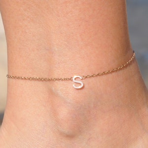 Minimal Initial Anklet - Delicate Letter Anklet - Dainty Letter Anklet, Name Anklet, Personalized Ankle Bracelet with Custom Initial