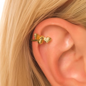 Bee Ear Cuff Earring • No Piercing Required • Dainty Insect Cartilage Ear Cuff • Conch Cuff • 18K Gold Vermeil or Sterling Silver
