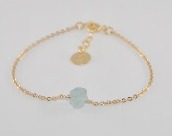 Aquamarine Bracelet - Raw Aquamarine Bracelet - Natural Aquamarine Bracelet - Gold Bracelet - Personalized Bracelet with Genuine Aquamarine