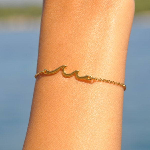 Surfer Bracelet, Personalized Gold or Silver Ocean Wave Bracelet, Beach Bracelet, Sea Waves Bracelet, Surf Jewelry, Surfer Gift for Girl