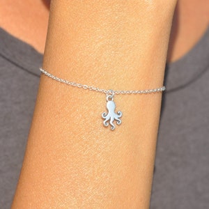Silver Octopus Bracelet | Personalized Octopus Bracelet, Silver Tiny Octopus Jewelry, Marine Life Jewelry Gift, Silver Ocean Bracelet