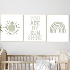 Imprimés vert sauge pour chambre de bébé : décoration arc-en-ciel, soleil, non sexiste