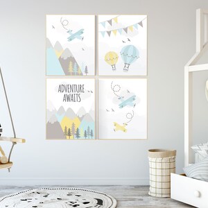 Decoração de berçário de aventura, avião de decoração de berçário, berçário de mapa mundial, aventura aguarda, berçário azul amarelo, tema de viagem, gênero neutro