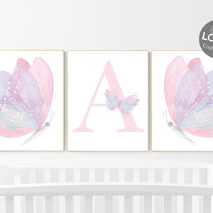 Decoração de berçário menina borboleta, berçário rosa roxo azulado, decoração de berçário pastel, estampas de quarto de menina, berçário de menina, arte de parede de borboleta