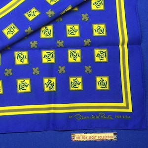 Lenço de seda vintage da mãe escoteira dos anos 70, da marca Den Mother, de Oscar De La Renta, para a B.S.A., 61 cm x 61 cm