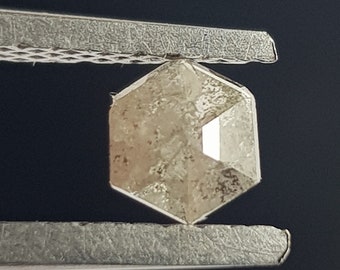 Anello con diamante sfaccettato taglio rosa a forma di scudo esagonale grigio naturale da 0,33 CTW/4,5 mm, DDS673/34