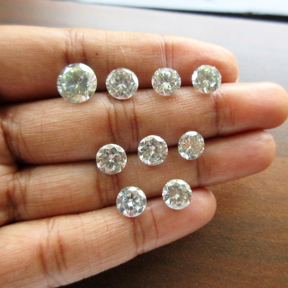 Very moissanite deals