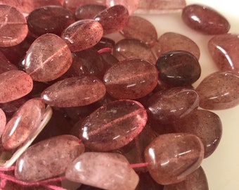 巨大な 18 mm から 21 mm の天然ピンク ストロベリー クォーツ