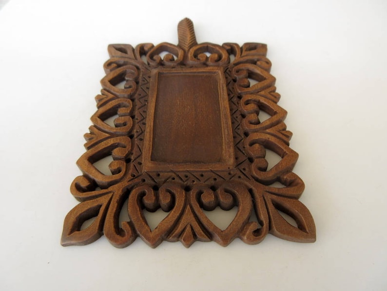 GDS10463 2 Pieces Hand Carved Wooden Window Frame Pendant Wood Art And Craft Framing Supplies Jewelry Handmade Wooden Jharokha Pendant