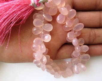 Cuentas de briolette en forma de pera facetada rosada, cuentas de calcedonia rosa en forma de pera facetada, de 10 mm a 11 mm cada una, hebra de 7.5 pulgadas, GDS642