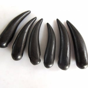 10 Pieces Horn Shaped Hand Carved Natural Ebony Wood Beads, Smooth Horn Wooden Bead Pendant, Wooden Supplies Jewelry, GDS1045/12