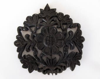 2 or 20 Pcs. Hand Carved Ebony Wood Floral Filigree Pendant Handmade Flower Pattern Pendant Necklace Wood Art And Craft Supplies GDS1046/12