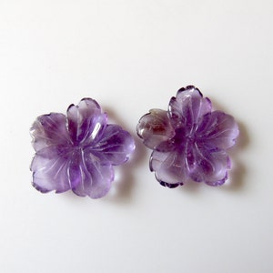 1 Piece Amethyst Carved Flower, Hand Carved, Stone Carving, Gemstone Carving, Amethyst Carved Stone, 25x25mm