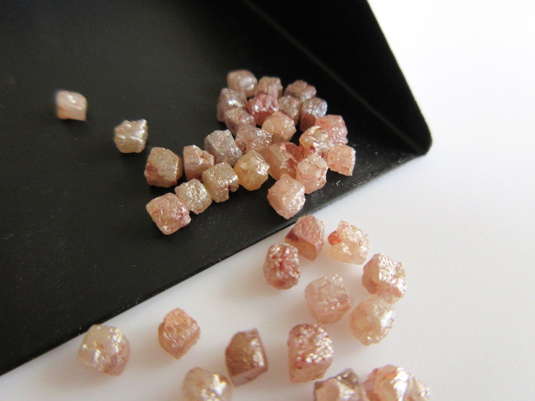Lot De Diamants Bruts Rouges Naturels Congo - 1 Carat Environ, Cubes 3-4 Mm, Qualité Industrielle I3