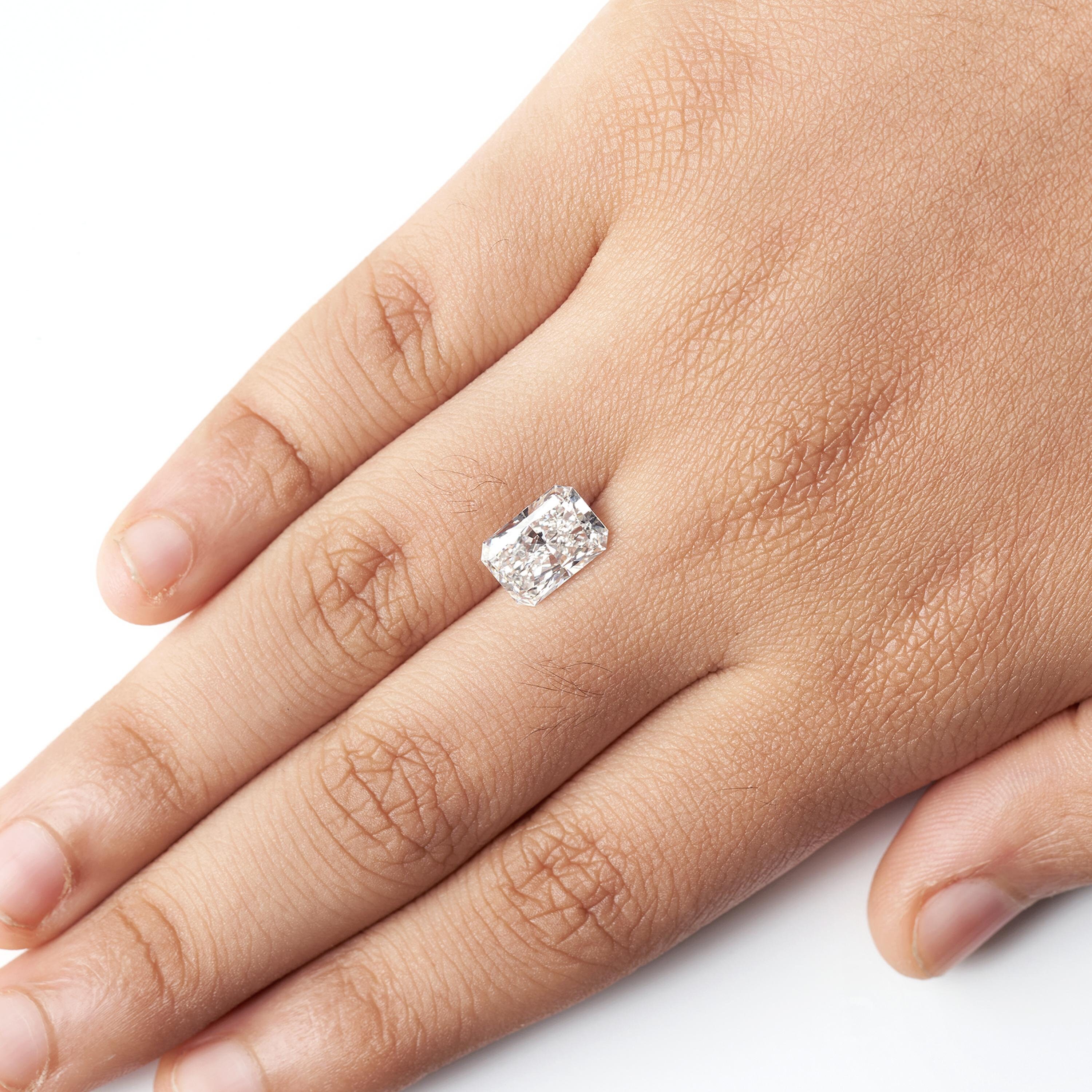 In Stock IGI Certified 1.55ctw/8.16mm/g/vs1 Radiant Cut Lab Grown