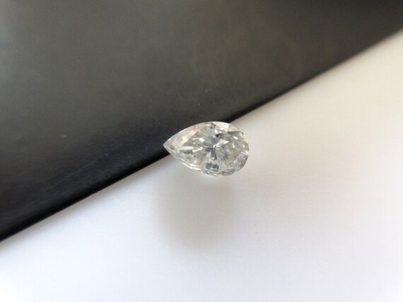 0.30CTW 5.1mm En forme de poire Moissanite Diamant Loose GH VS2 Poire Moissanite incolore pour bijoux pendentifs de bague MM130 Etsy France