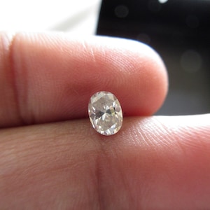 0.40Ctw/5.3MM Oval Cut Moissanite Loose, GH/VS2 Colorless Moissanite Oval Diamond For Earrings/Ring MM126