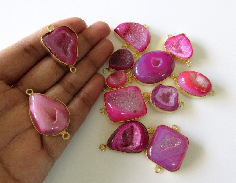 Lot De 4 Connecteurs Plaqué Or Avec Tranche De Géode Rose Druzy – DIY Bijoux