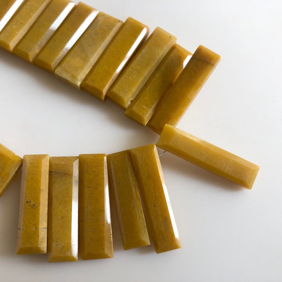 30mm to 20mm Natural Yellow Jasper Baguette Rectangle Shaped