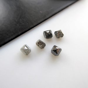 Set Of 5 Tiny 2.7-3.1mm Grey Black Salt And Pepper Asscher Cut Diamond Rose Cut Loose Cabochon, Rose Cut Diamond For Stacking Ring, DDS570/4