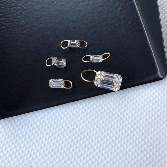 14k Gold Drilled Lab Grown Emerald Cut Diamond Connectors Loose Floating Diamond Jewelry, VVS/EF 3mm To 7mm Drilled Cut CVD Diamond, LG33