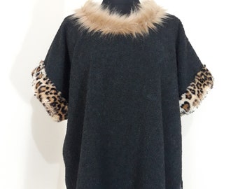 Plus size Winter Black Tunic Top fur collar and cuffs /Size US Women 14 XL