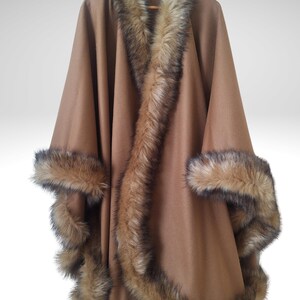 Luxury Alpaca Cashmere Cape with Fox Fur Trim – Plus Size Poncho, Handmade Winter Shawl Wrap, One Size Cloak Coat