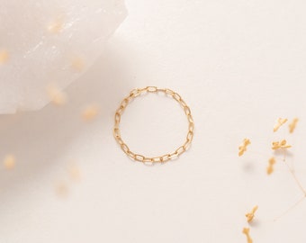 UBUD dainty ring in 14k gold filled, Gold chain ring, Minimalist ring