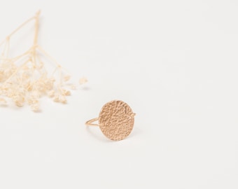 ECUADOR ring in 14k gold filled, Minimalist ring, Hammered gold ring,